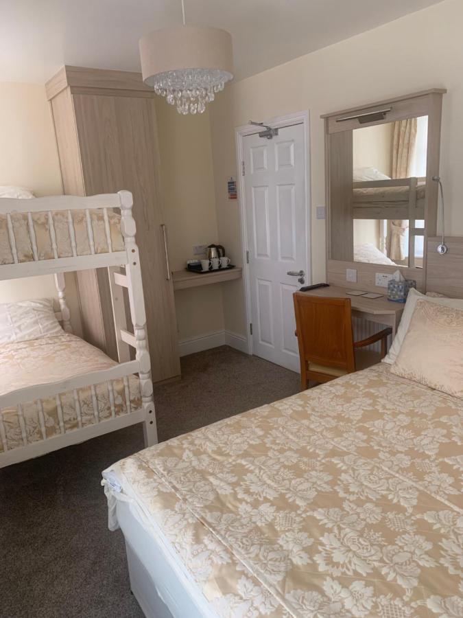 The Stafford Bed and Breakfast Blackpool Eksteriør billede