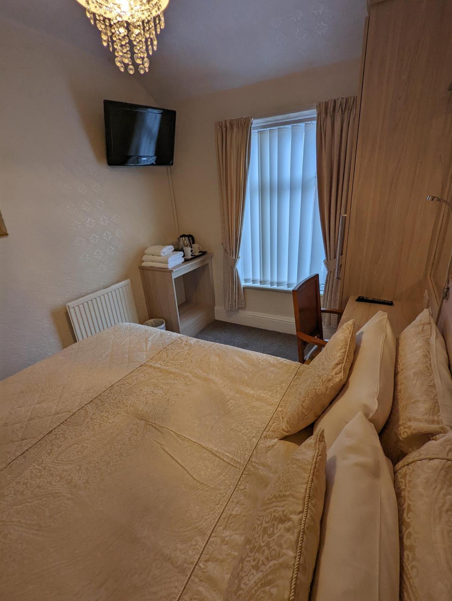 The Stafford Bed and Breakfast Blackpool Værelse billede